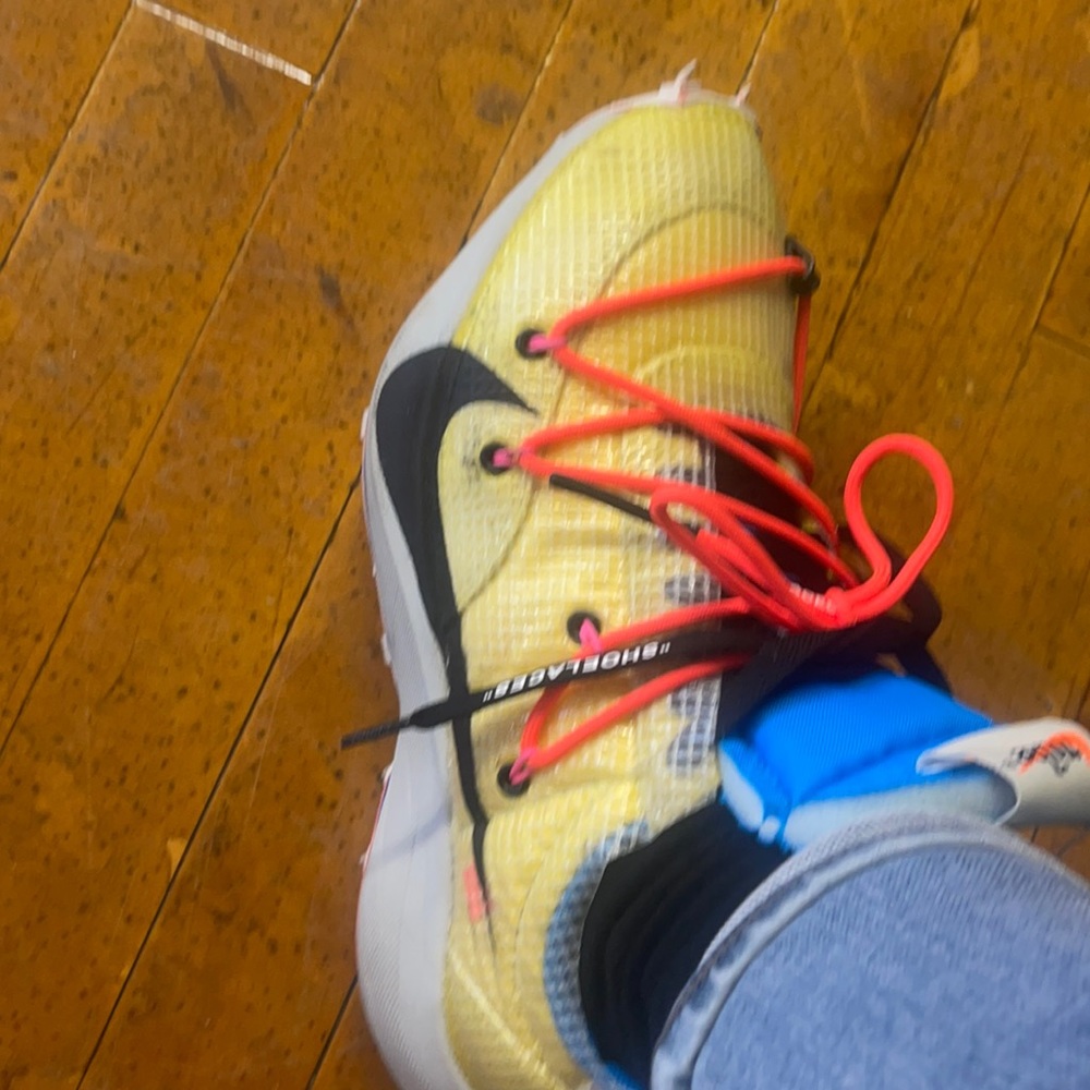 Nike off-white x wmns vapor street tour yellow